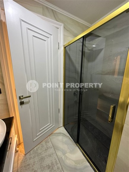 Apartment with designer renovation on the first line from the sea, in the Mahmutlar area-id-5893-photo-9