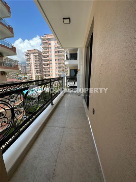 Apartment with designer renovation on the first line from the sea, in the Mahmutlar area-id-5893-photo-13