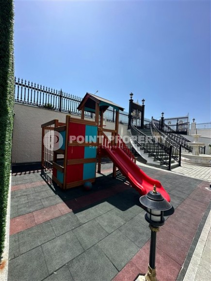 Apartment with designer renovation on the first line from the sea, in the Mahmutlar area-id-5893-photo-21