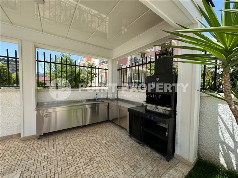 Apartment with designer renovation on the first line from the sea, in the Mahmutlar area-id-5893-photo-22