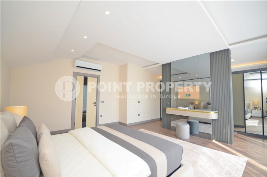 Современная триплексная вилла 4+1 в районе Каргыджак, 2022 года постройки-id-3152-фото-21