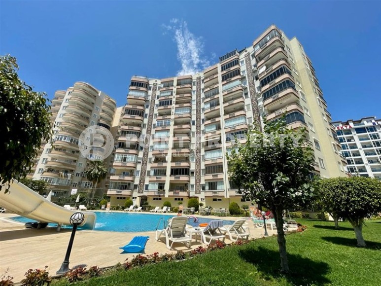 Spacious apartment with a separate kitchen and a spacious glazed balcony, on the 1st floor in a building built in 2009-id-5895-photo-16