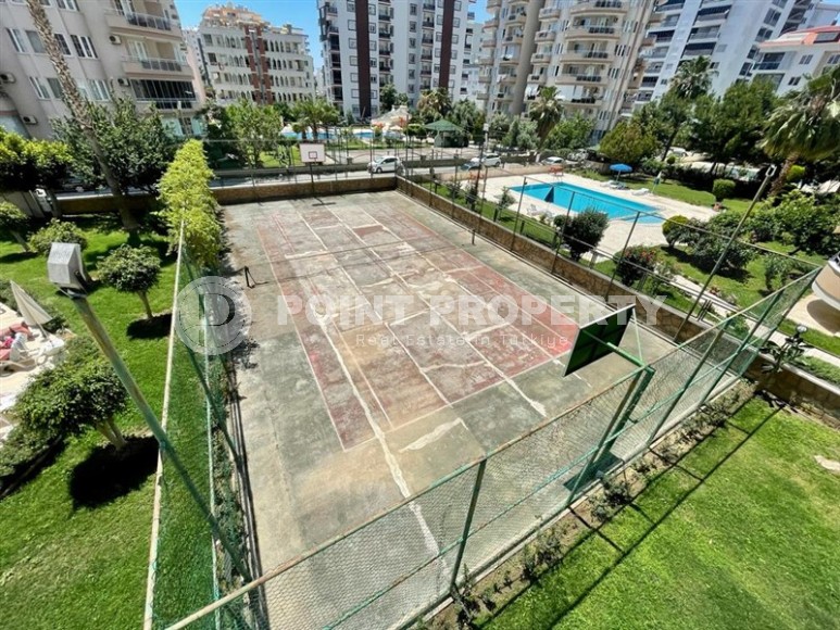 Spacious apartment with a separate kitchen and a spacious glazed balcony, on the 1st floor in a building built in 2009-id-5895-photo-17