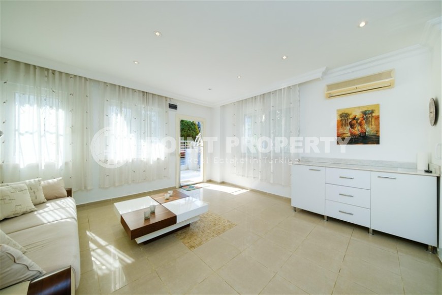 Большая светлая квартира с хорошим ремонтом, на 1-м этаже в доме 2008 года постройки, в самом центре Аланьи-id-5897-фото-4