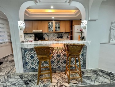 Меблированная квартира с собственным уютным садом и бассейном, в 250 метрах от моря-id-5898-фото-2