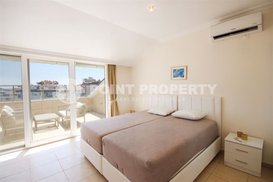 Panoramic duplex with city views, on the 3rd floor with attic, 900 meters from the sea-id-5899-photo-6