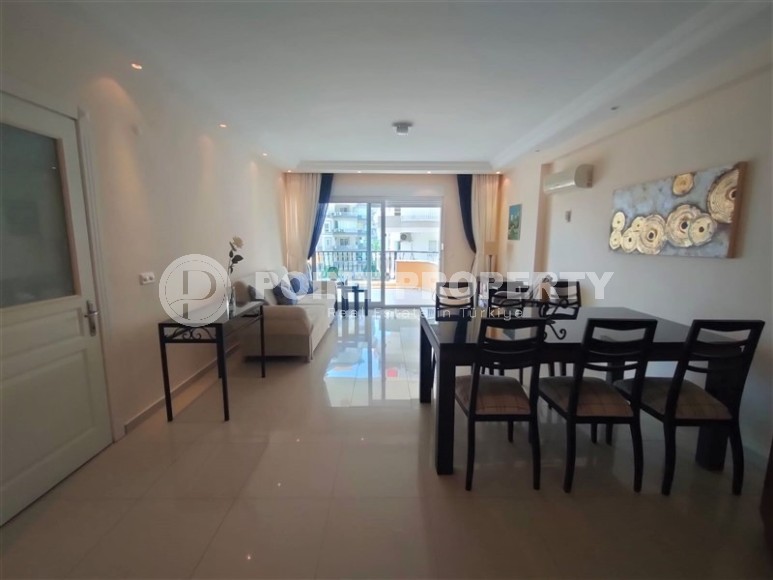 Благоустроенная меблированная квартира с уютным светлым интерьером, в 700 метрах от моря-id-5900-фото-2