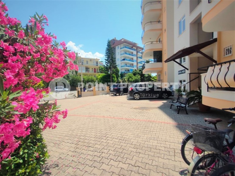 Благоустроенная меблированная квартира с уютным светлым интерьером, в 700 метрах от моря-id-5900-фото-12