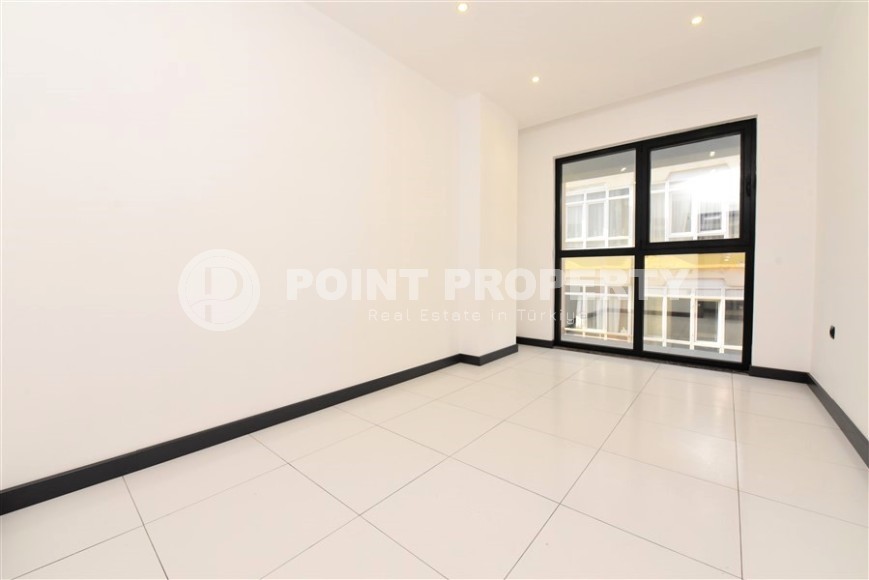 Небольшое помещение под офис, на 2-м этаже в новом бизнес центре, построенном в 2021 году-id-5901-фото-2