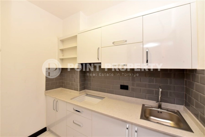 Небольшое помещение под офис, на 2-м этаже в новом бизнес центре, построенном в 2021 году-id-5901-фото-5