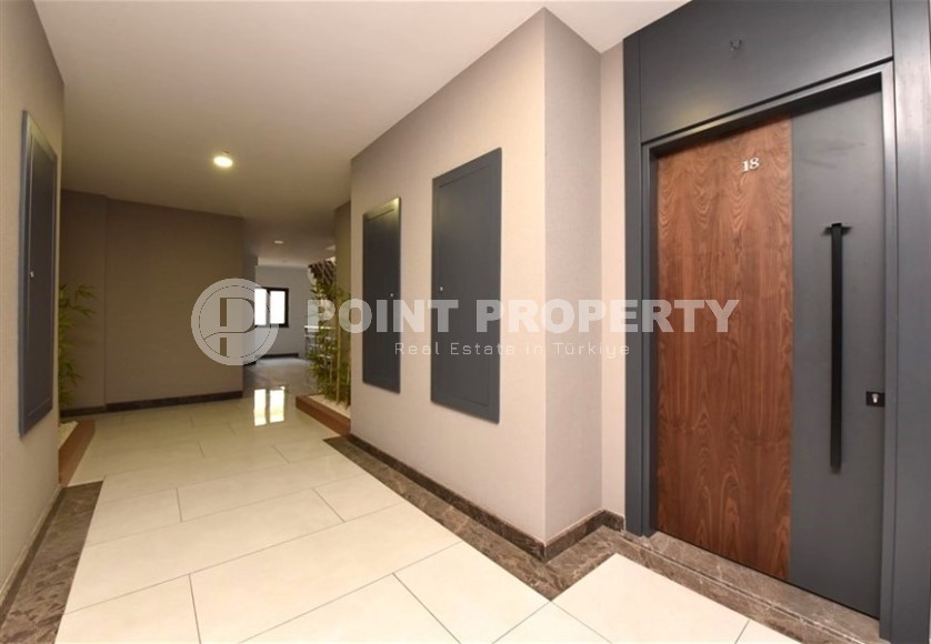 Небольшое помещение под офис, на 2-м этаже в новом бизнес центре, построенном в 2021 году-id-5901-фото-9