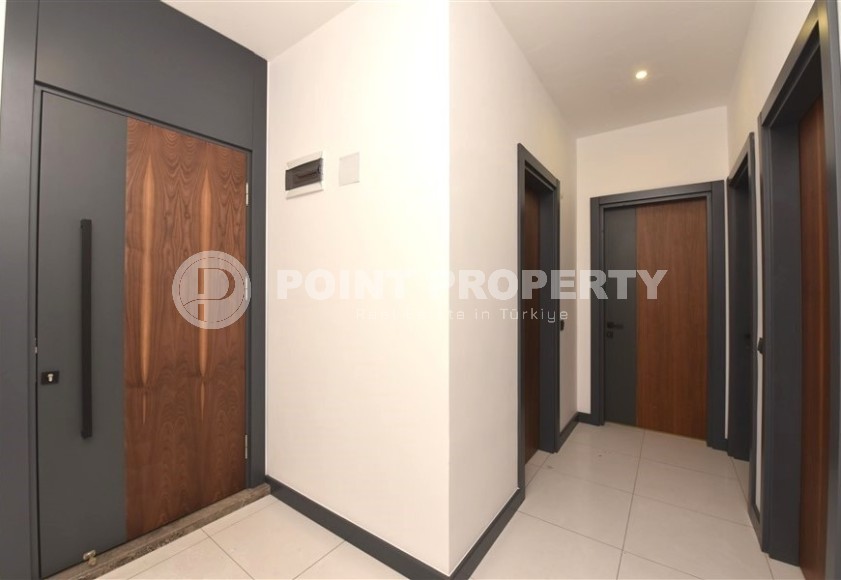 Небольшое помещение под офис, на 2-м этаже в новом бизнес центре, построенном в 2021 году-id-5901-фото-10