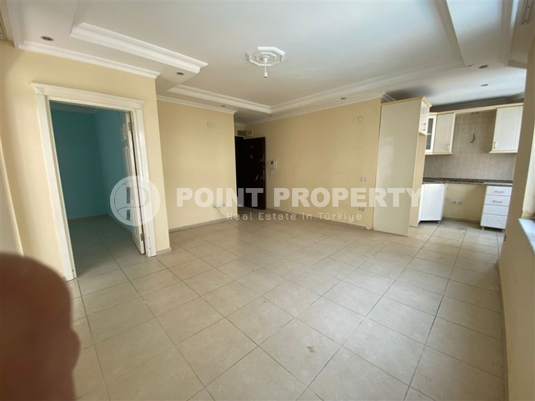 Small apartment 1+1, on an area of 60 m2, in the center of the popular area of Alanya - Oba-id-5907-photo-2