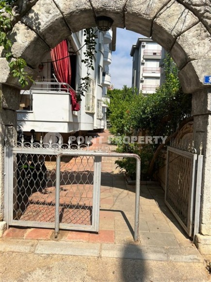 Small apartment 1+1, on an area of 60 m2, in the center of the popular area of Alanya - Oba-id-5907-photo-11