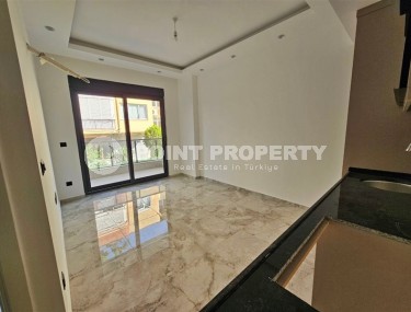 Компактная квартира с чистовой отделкой, на 1-м этаже в жилом комплексе, введенном в эксплуатацию в 2023 году-id-5909-фото-4