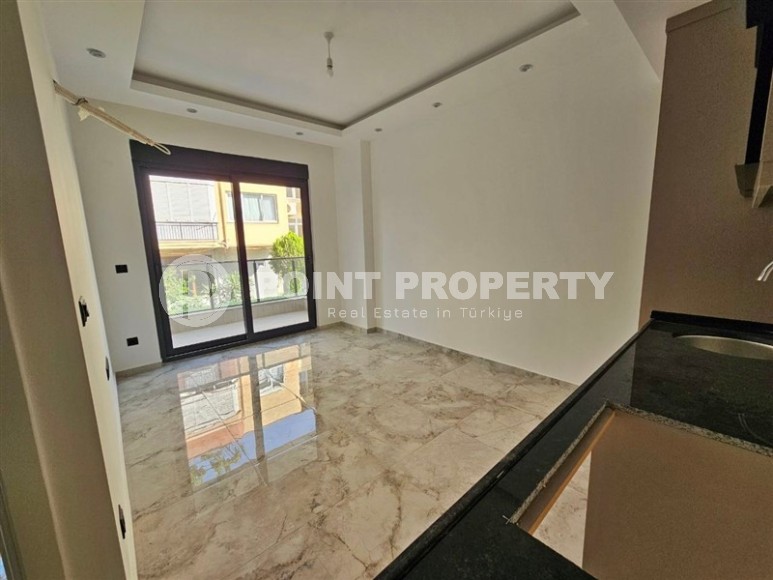 Компактная квартира с чистовой отделкой, на 1-м этаже в жилом комплексе, введенном в эксплуатацию в 2023 году-id-5909-фото-4