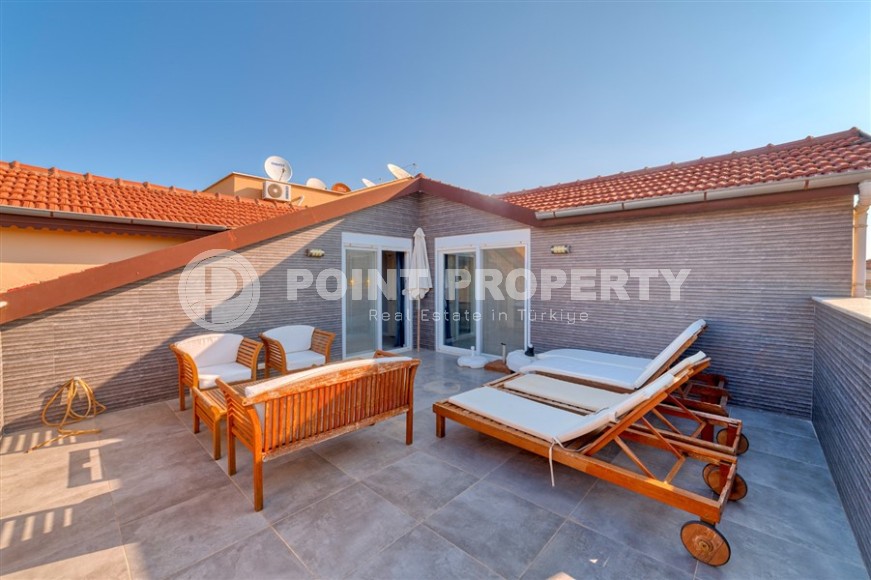 Большая современная квартира с новым ремонтом, стильной мебелью и бытовой техникой, в районе Оба-id-5910-фото-20