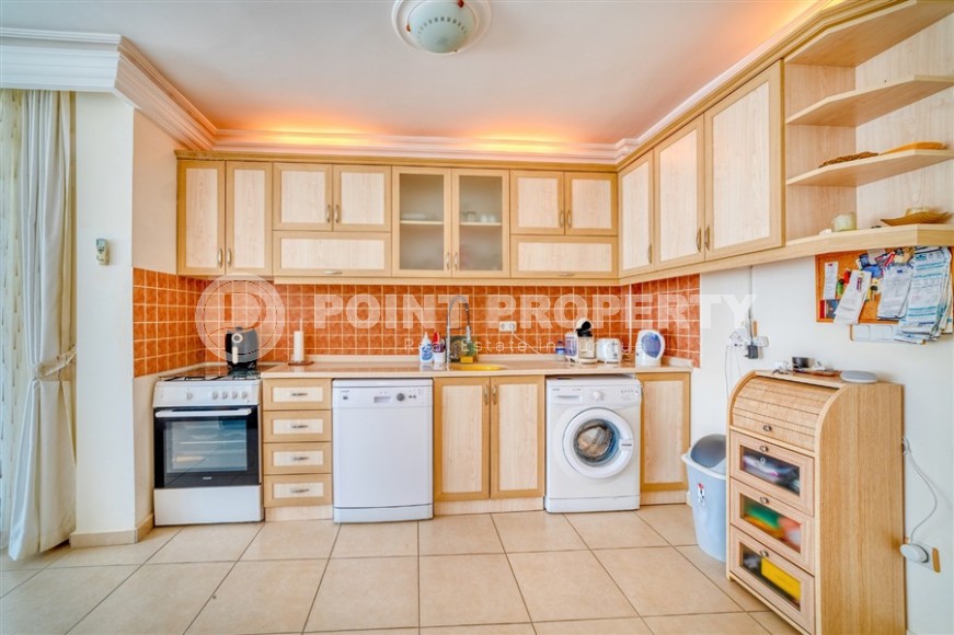 Bright furnished apartment with a universal, laconic design, on the 2nd floor in a residential complex with a large well-kept garden and swimming pool-id-5911-photo-5