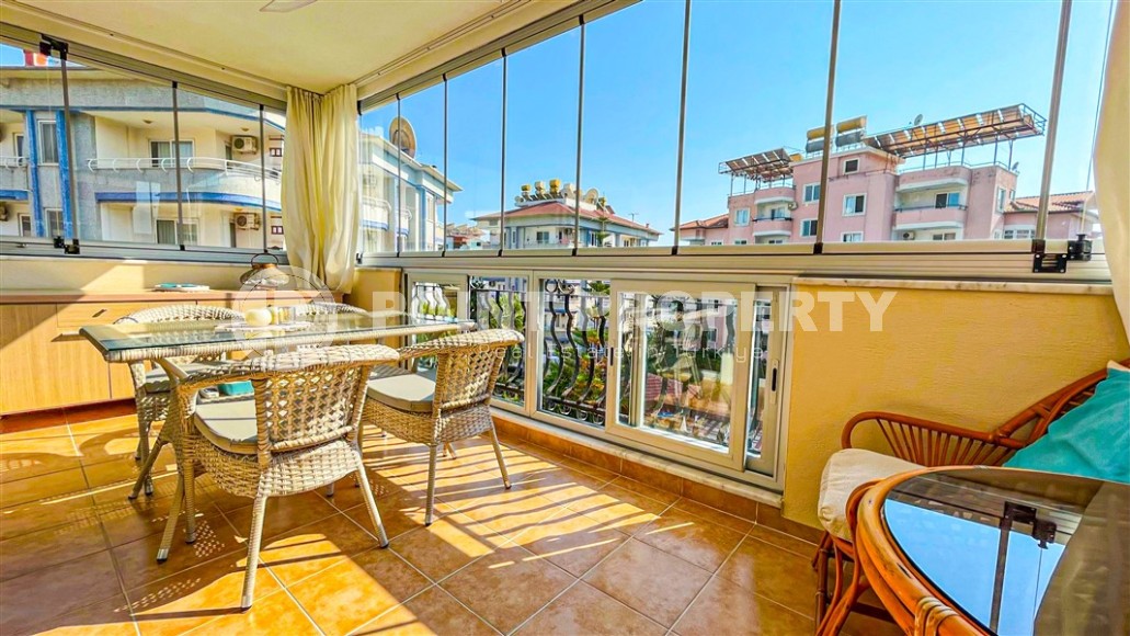 Уютная, комфортабельная квартира с большим застекленным балконом, в 600 метрах от моря-id-5913-фото-13