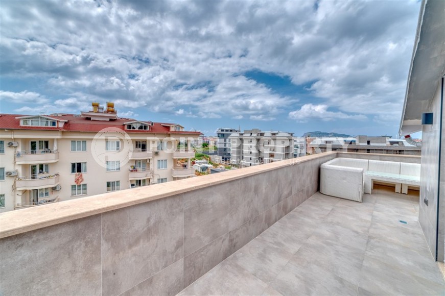 Стильные двухуровневые апартаменты с лаконичным современным дизайном, в 950 метрах от моря-id-5916-фото-17