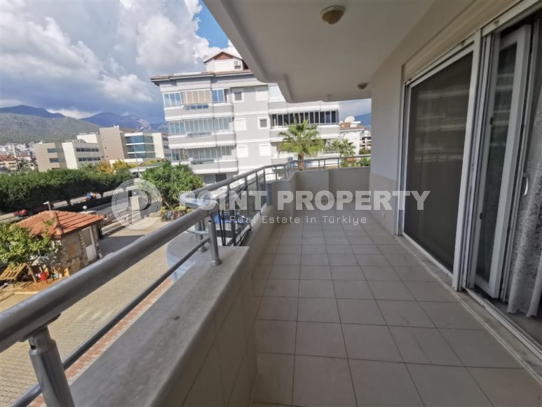 Versatile bright apartment with views of the Taurus Mountains, 900 meters from the sea-id-5917-photo-8