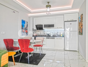 Stylish modern apartment with large living space, in the center of Mahmutlar-id-5919-photo-4