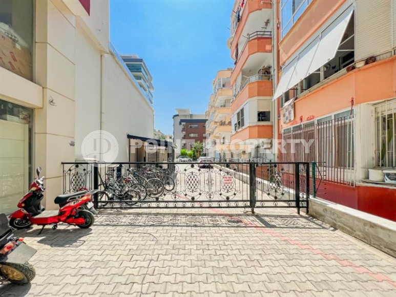 Stylish modern apartment with large living space, in the center of Mahmutlar-id-5919-photo-16