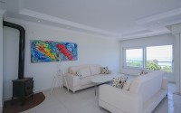 Large, bright, newly renovated apartment, opposite the famous Cleopatra Beach, in the center of Alanya-id-5921-photo-3