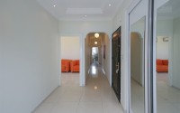 Large, bright, newly renovated apartment, opposite the famous Cleopatra Beach, in the center of Alanya-id-5921-photo-10