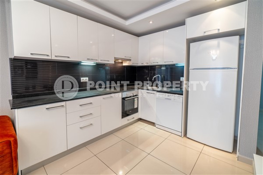 Furnished three-bedroom apartment, 140m², in a luxury complex in Alanya - Cikcilli-id-1463-photo-10