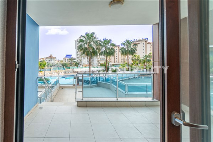 Furnished three-bedroom apartment, 140m², in a luxury complex in Alanya - Cikcilli-id-1463-photo-12