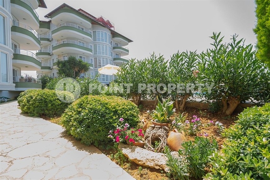 Spacious two-bedroom apartment in a prestigious area of Alanya - Upper Oba-id-5924-photo-21