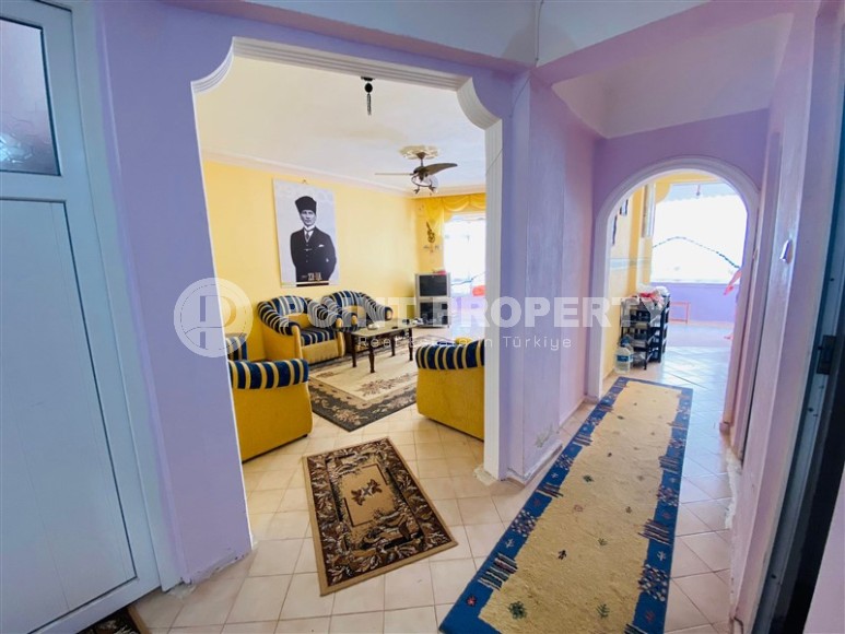 Квартира с двумя спальными комнатами и просторным застекленным балконом, в 50 метрах от пляжа-id-5925-фото-8