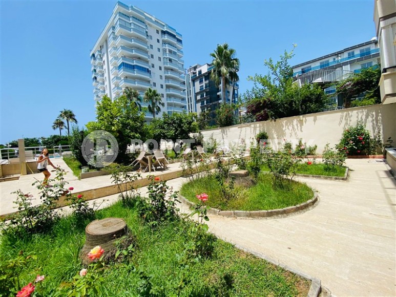 Квартира с двумя спальными комнатами и просторным застекленным балконом, в 50 метрах от пляжа-id-5925-фото-13