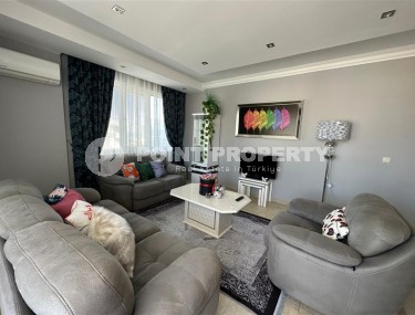 Стильная современная квартира 4+1, общей площадью 250 м2, на 9-м этаже с мансардой-id-5926-фото-2