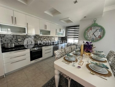 Стильная современная квартира 4+1, общей площадью 250 м2, на 9-м этаже с мансардой-id-5926-фото-5