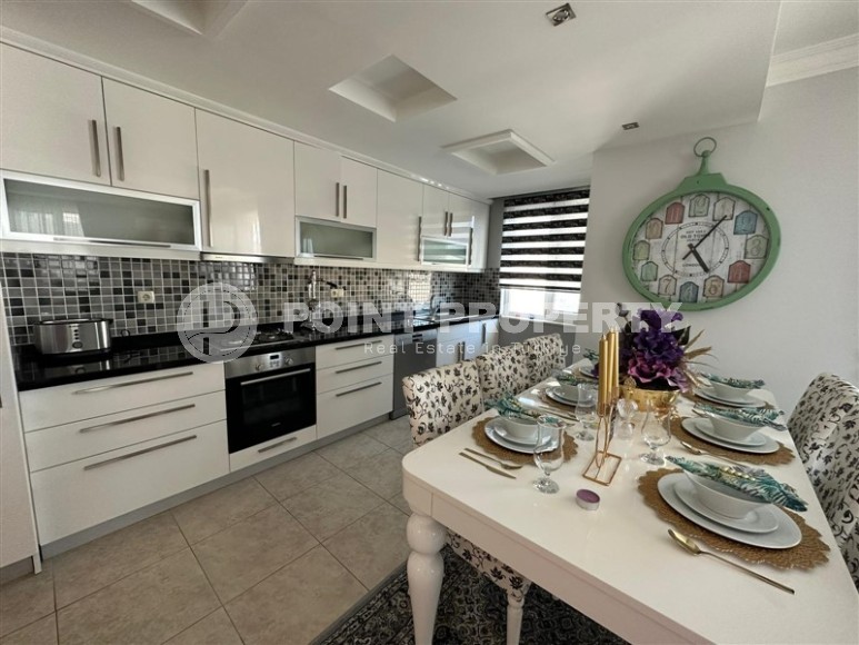 Стильная современная квартира 4+1, общей площадью 250 м2, на 9-м этаже с мансардой-id-5926-фото-5