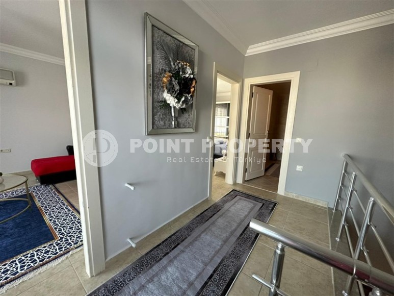 Стильная современная квартира 4+1, общей площадью 250 м2, на 9-м этаже с мансардой-id-5926-фото-14