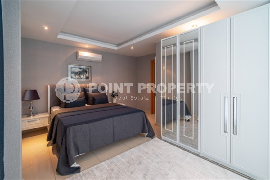 Furnished three-bedroom apartment, 140m², in a luxury complex in Alanya - Cikcilli-id-1463-photo-24