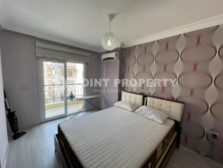 Apartment 2+1 with good repair, furniture and household appliances, in the center of the popular area of Alanya - Mahmutlar-id-5932-photo-5