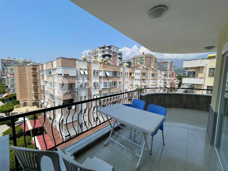 Apartment 2+1 with good repair, furniture and household appliances, in the center of the popular area of Alanya - Mahmutlar-id-5932-photo-11