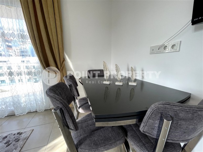 Small cozy apartment with one bedroom, 500 meters from the beach and promenade-id-5933-photo-4