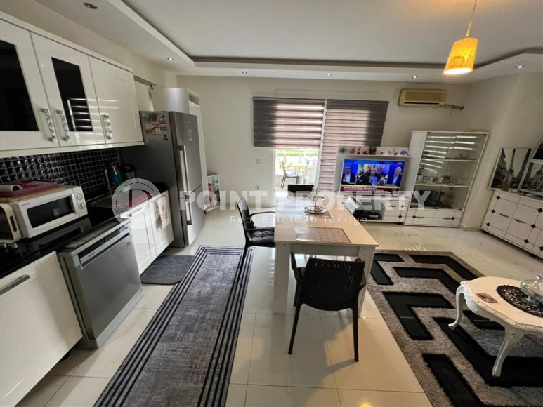 Modern, bright apartment 1+1, total area 60 m2, 150 meters from the sea-id-5935-photo-2