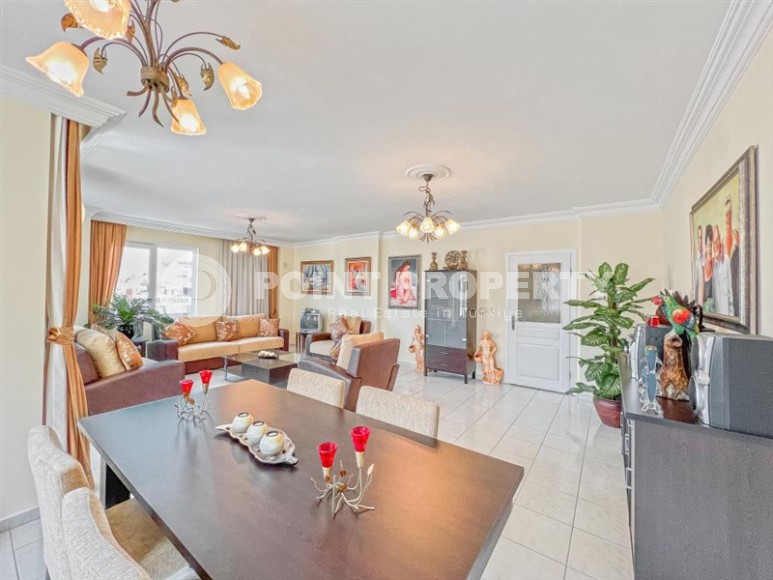 Комфортабельная квартира с классическим дизайном в 700 метрах от моря, в центре Аланьи-id-5945-фото-3