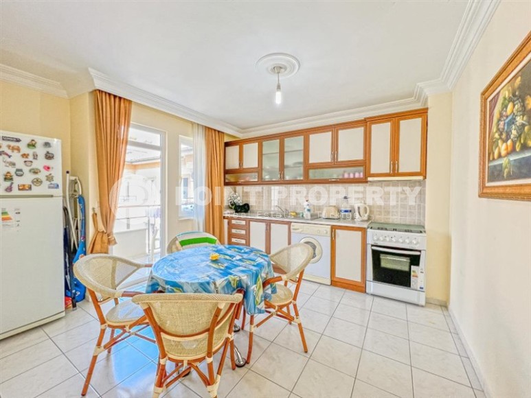 Комфортабельная квартира с классическим дизайном в 700 метрах от моря, в центре Аланьи-id-5945-фото-4