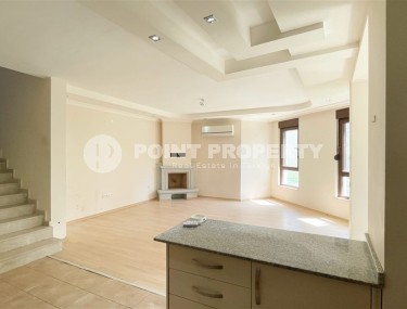 Detached three-storey villa, total area 250 m2, 200 meters from the sea-id-5947-photo-5