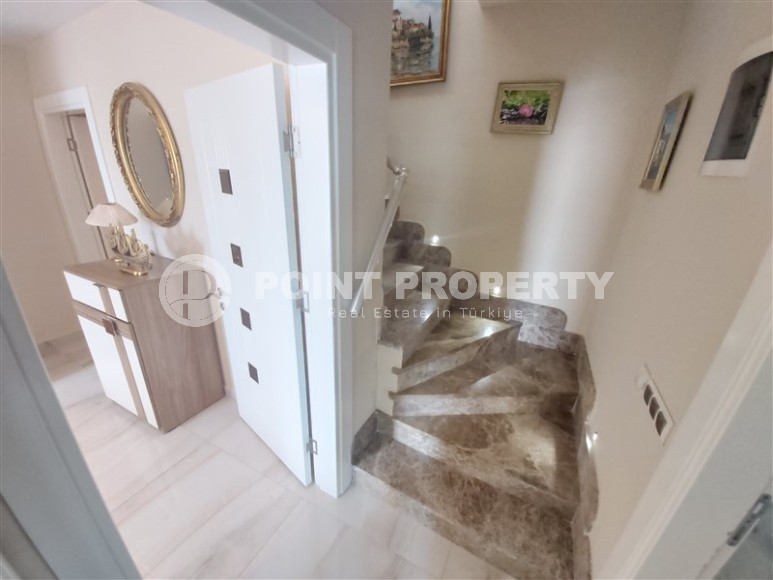 Spacious two-level apartment, with modern furniture and household appliances, 500 meters from the sea-id-5951-photo-6