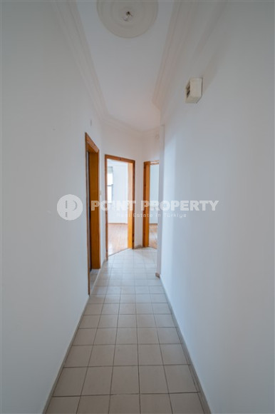Resale property in the center of Alanya: 3+1 apartment with separate kitchen 400m from Cleopatra Beach.-id-1465-photo-17