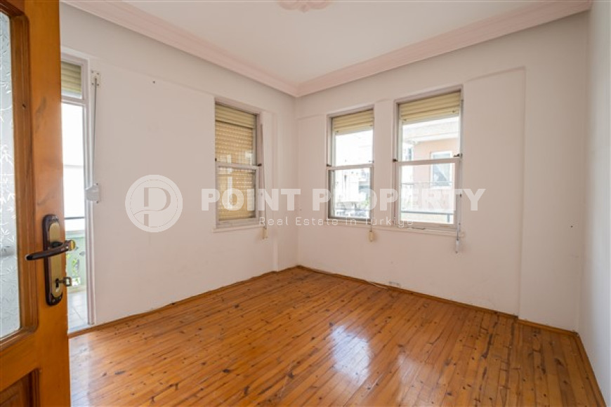 Resale property in the center of Alanya: 3+1 apartment with separate kitchen 400m from Cleopatra Beach.-id-1465-photo-20