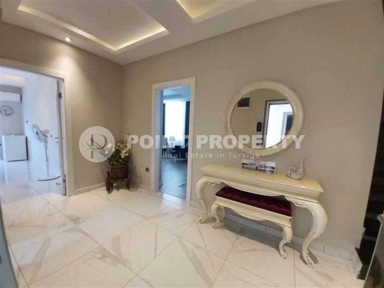 Панорамная двухуровневая квартира с видом на Торосские горы, в 700 метрах от моря, в центре района Махмутлар-id-5956-фото-11